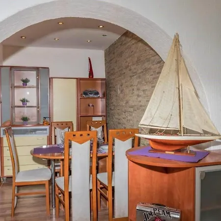 Apartman Buki-geza By Interhome Klanfari
