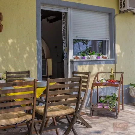 Buki-geza By Interhome Apartman Klanfari