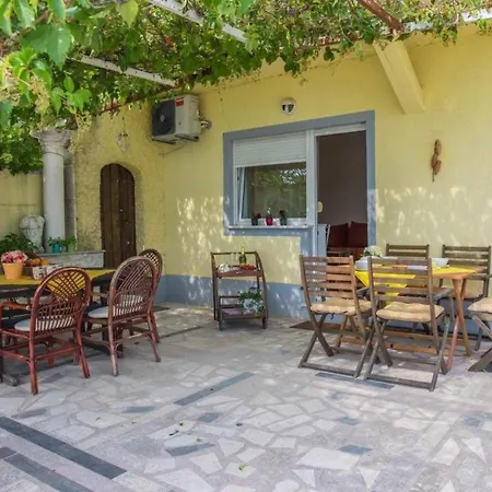 Buki-geza By Interhome Apartman